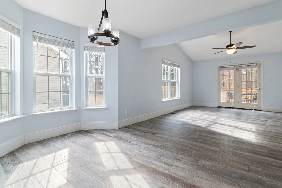 Clean, safe room after biohazard cleanup in Summerhill, Atlanta, GA